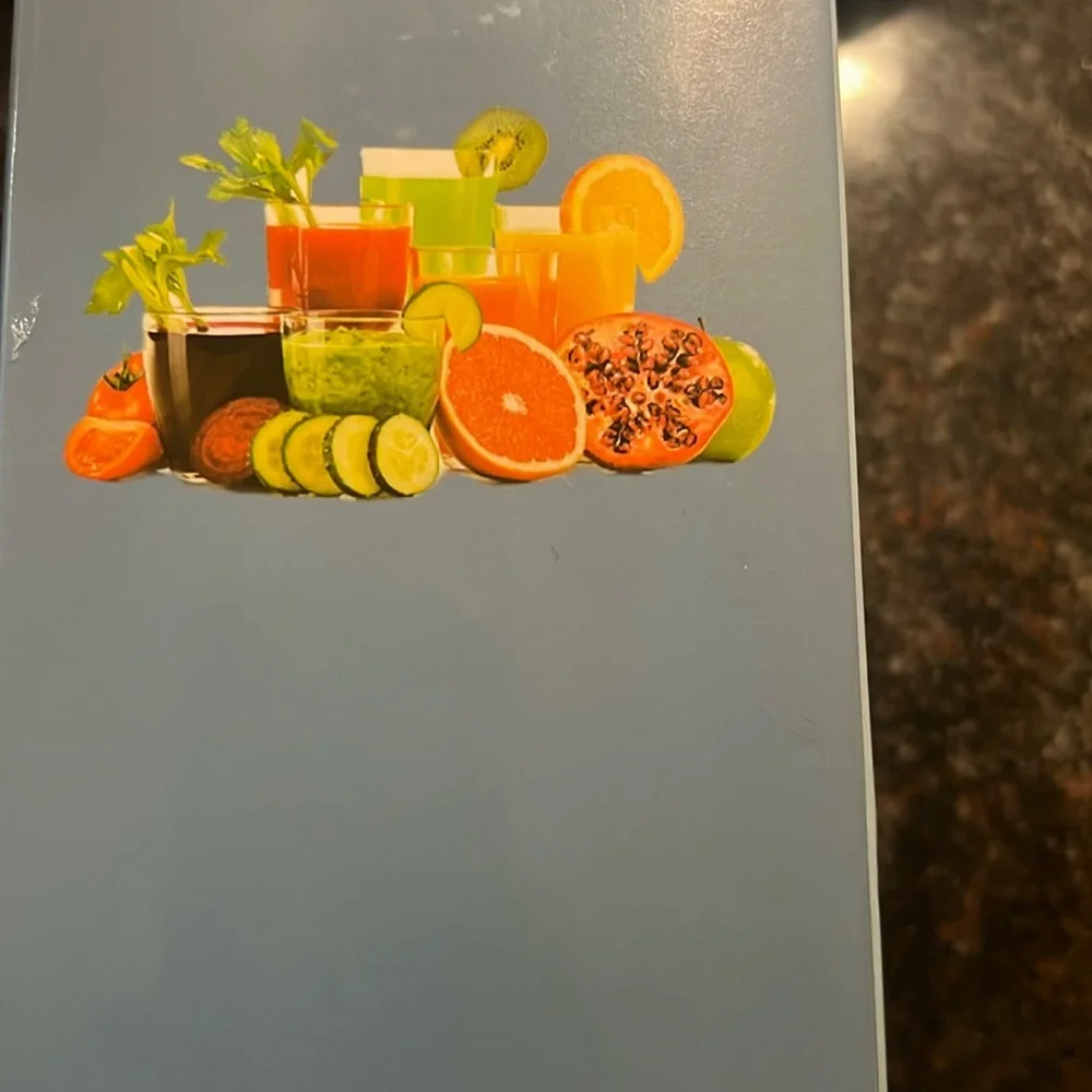 Portable Juicing Cup with Digital Display